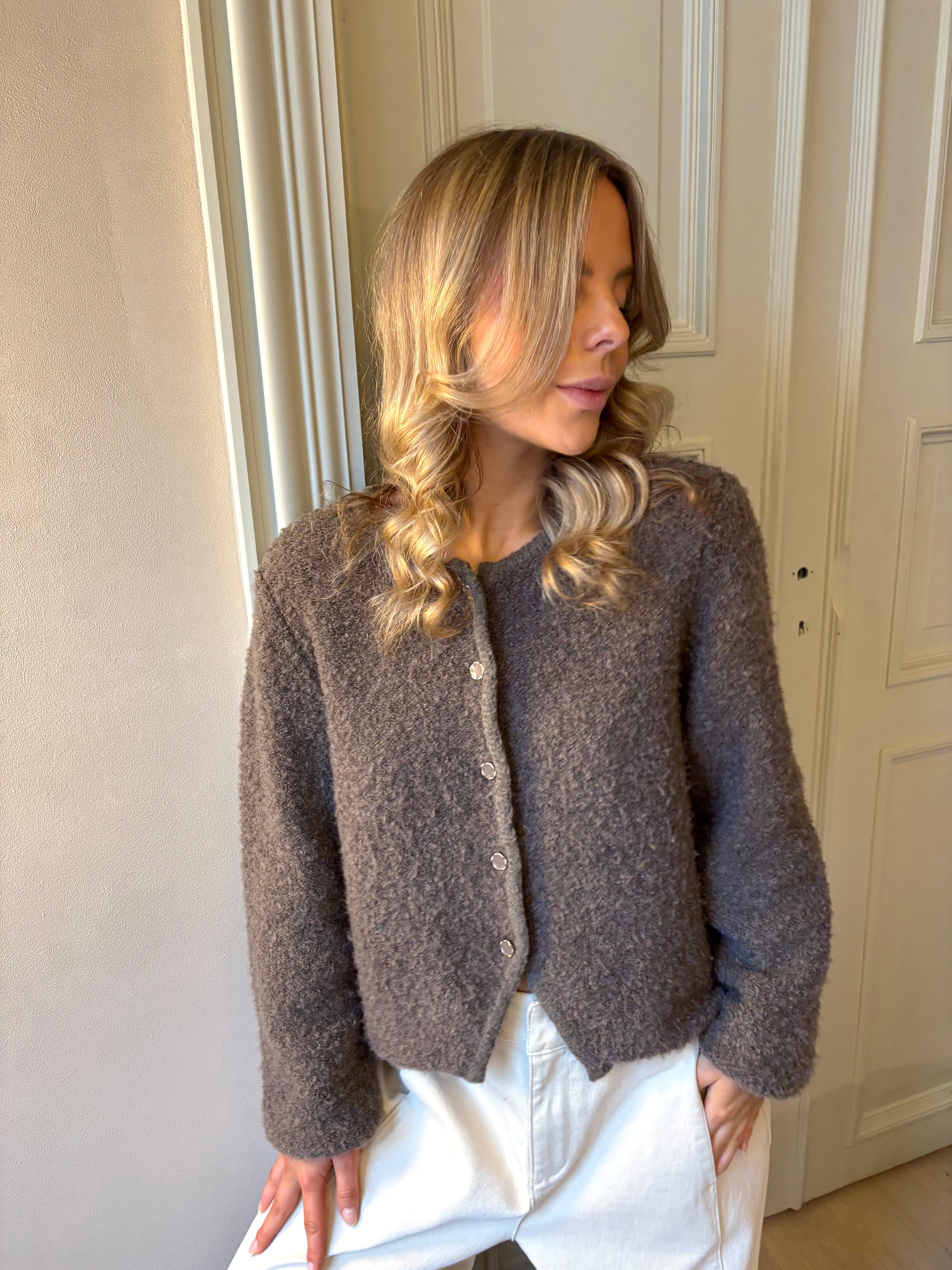 VIPIGGA Knitted Cardigan - Falcon